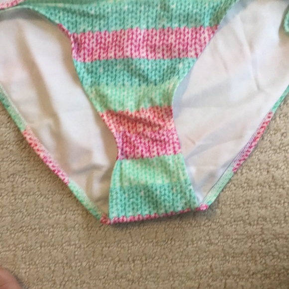 Vibrant Bikini Set - Picture 6 of 12